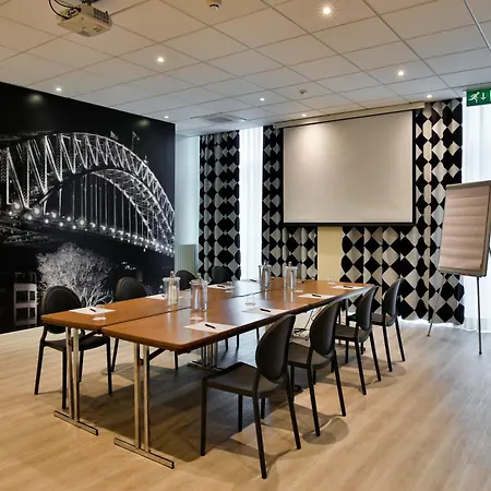 The Sydney 4* Bolonia