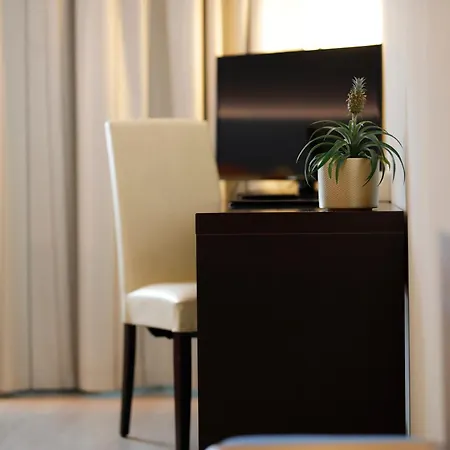 The Sydney Hotel Bologna