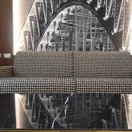 The Sydney Hotel 4*